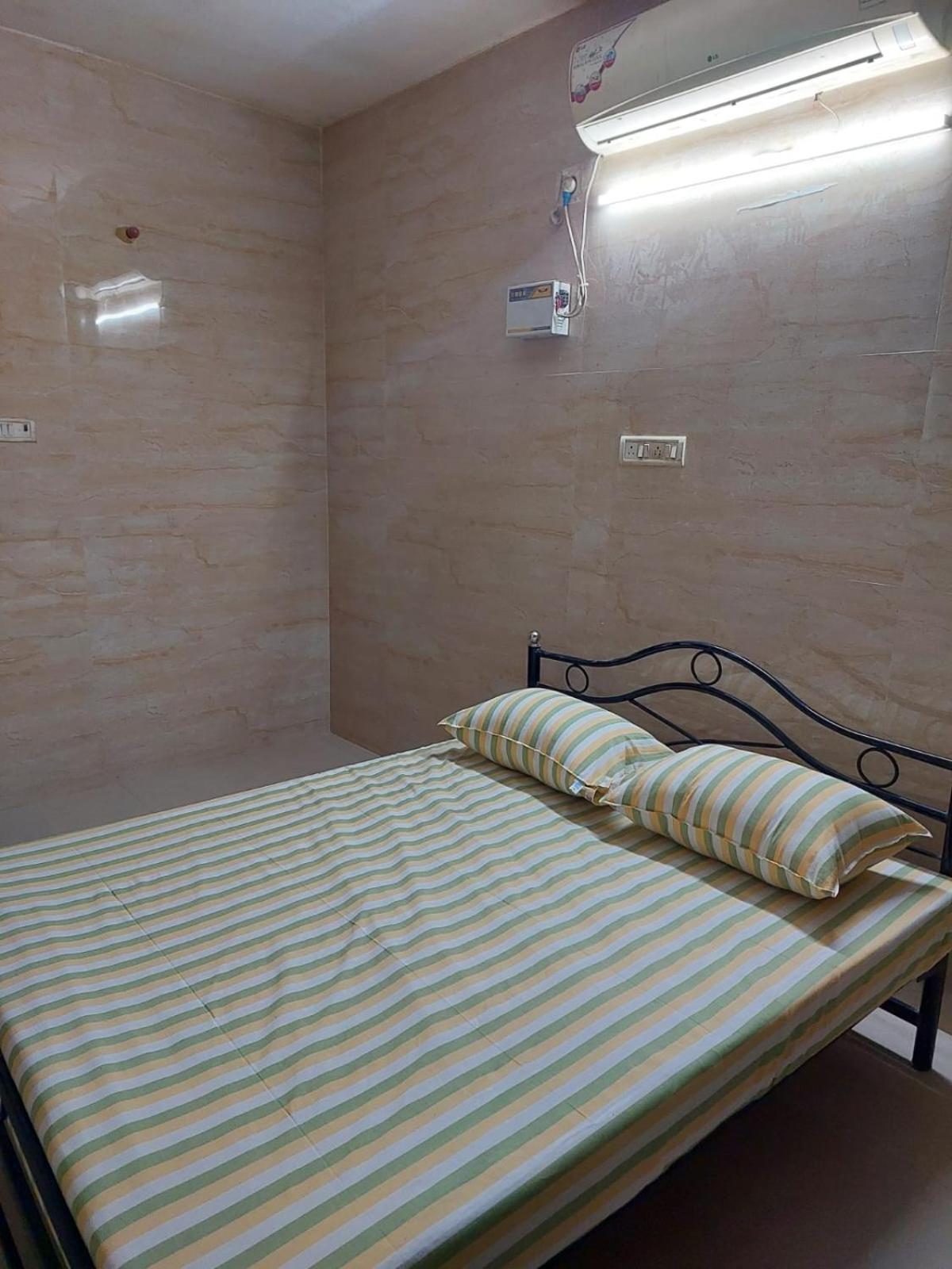 Hotel St Xavier Always à Chennai Extérieur photo
